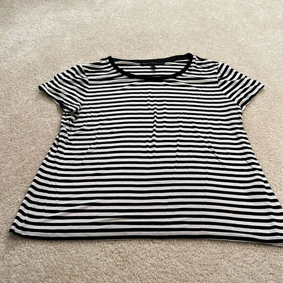 WHBM SIZE LARGE LADIES SHIRT - Picture 1 of 7